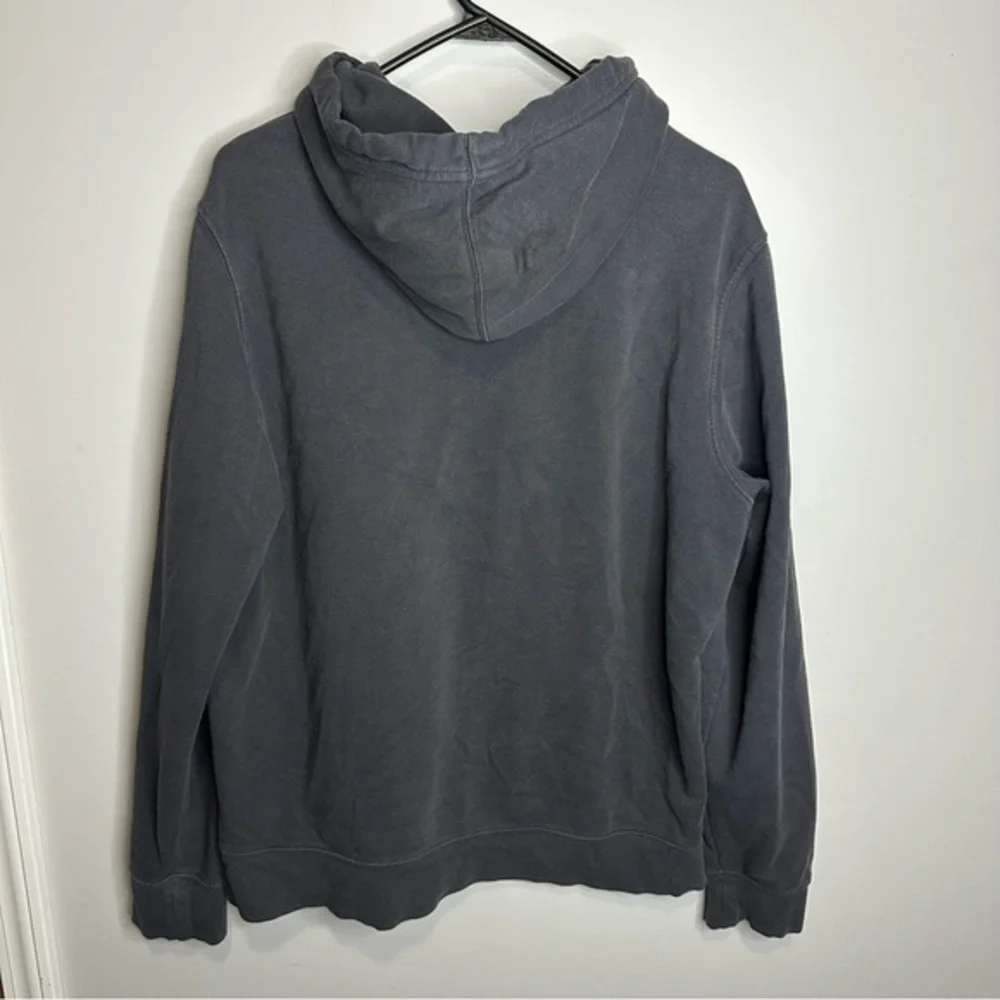 Men’s The North Face Size Medium Grey/Camo‎ Hooded Sweatshirt